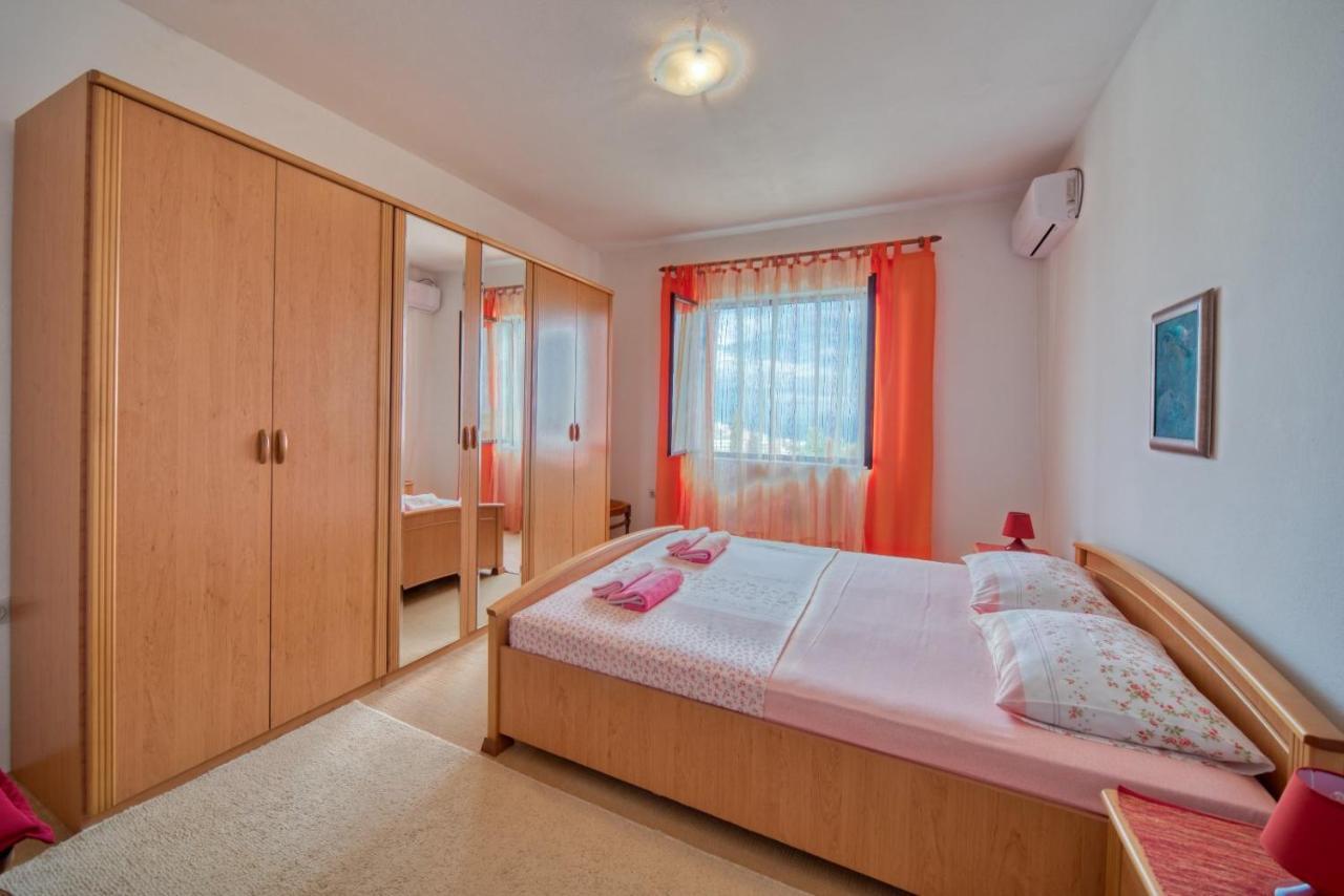 Bor - The Entire Home With Sea View Ulcinj Exterior photo